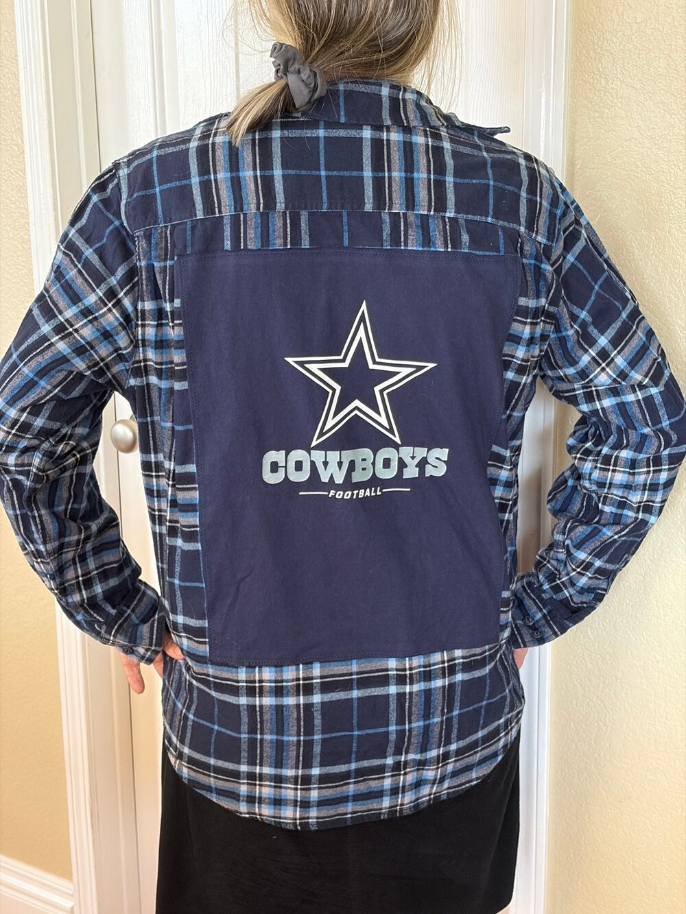 Dallas Cowboys NFL Football upcycled Flannel Size Unisex Large L